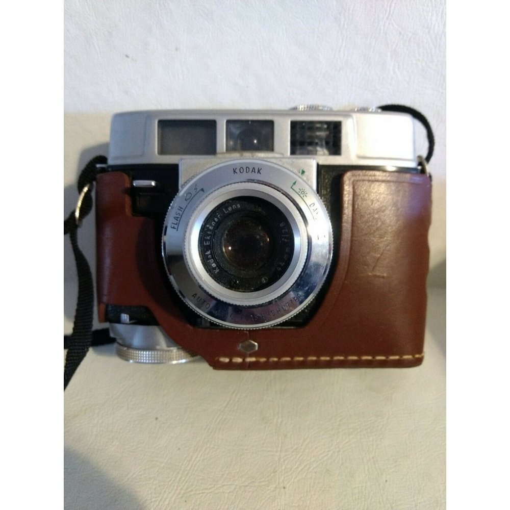 KODAK Automatic 35 Camera w/ Synchro 80 Shutter Ektanar  & Case untested